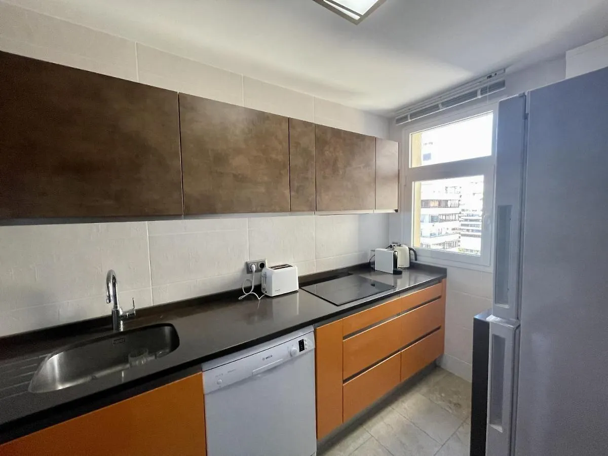Exclusive Beachfront Apartment Torremolinos - Pool - Paddle - Tenis - Wifi - Central Aircon Испания
