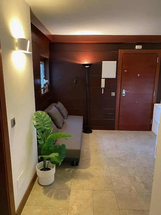 Exclusive Beachfront Apartment Torremolinos - Pool - Paddle - Tenis - Wifi - Central Aircon