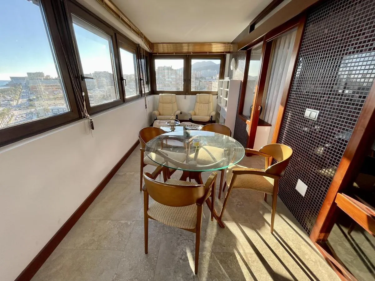 Exclusive Beachfront Apartment Torremolinos - Pool - Paddle - Tenis - Wifi - Central Aircon